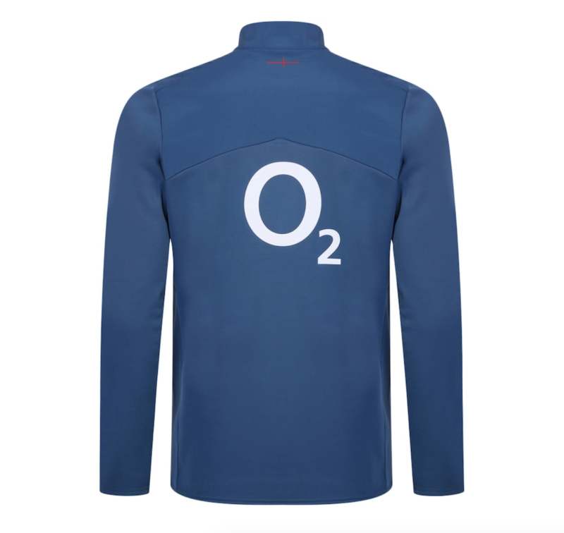 A handy addition to your training bag, the England half zip fleece back