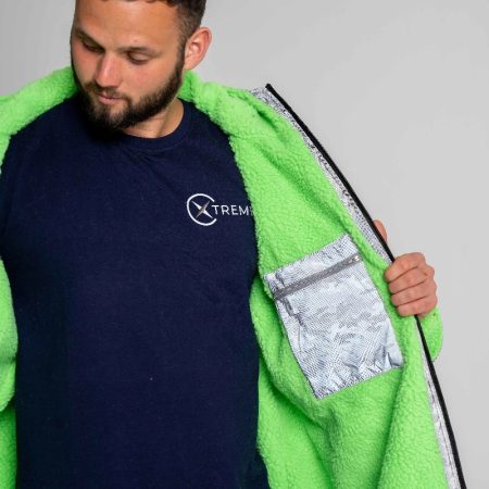 Xtreme Weatherproof Robe V2 - Reflective/Green 2